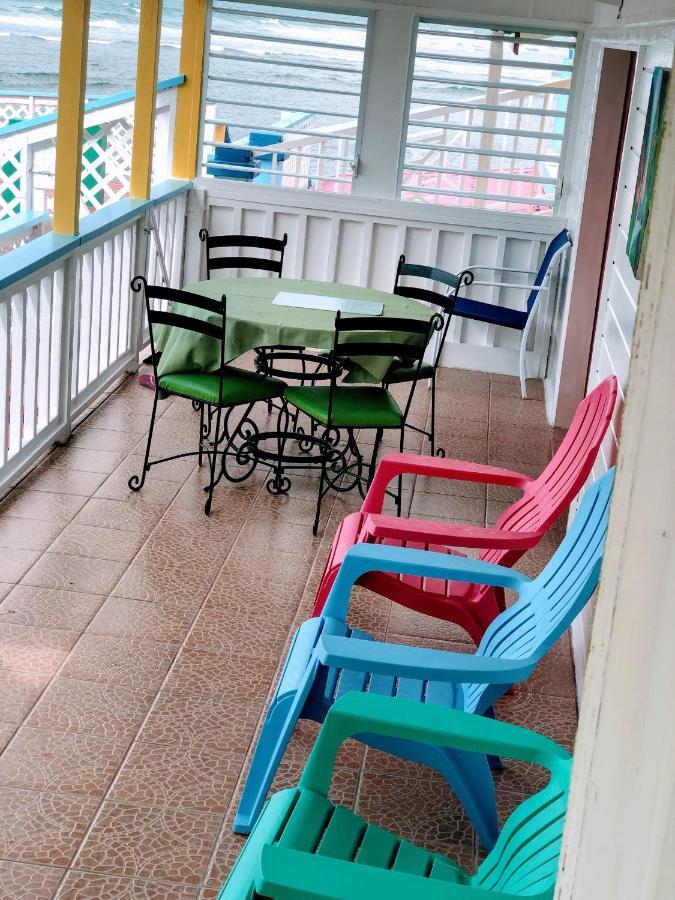 Rainbow Beach Apartments & Rooms Calibishie Buitenkant foto