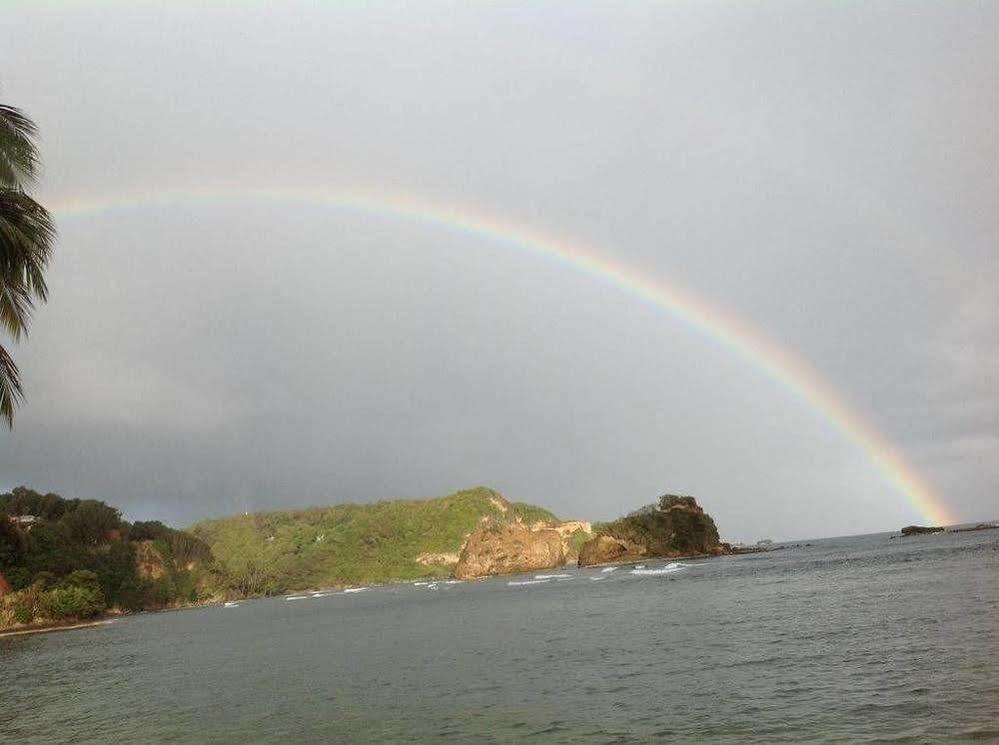 Rainbow Beach Apartments & Rooms Calibishie Buitenkant foto