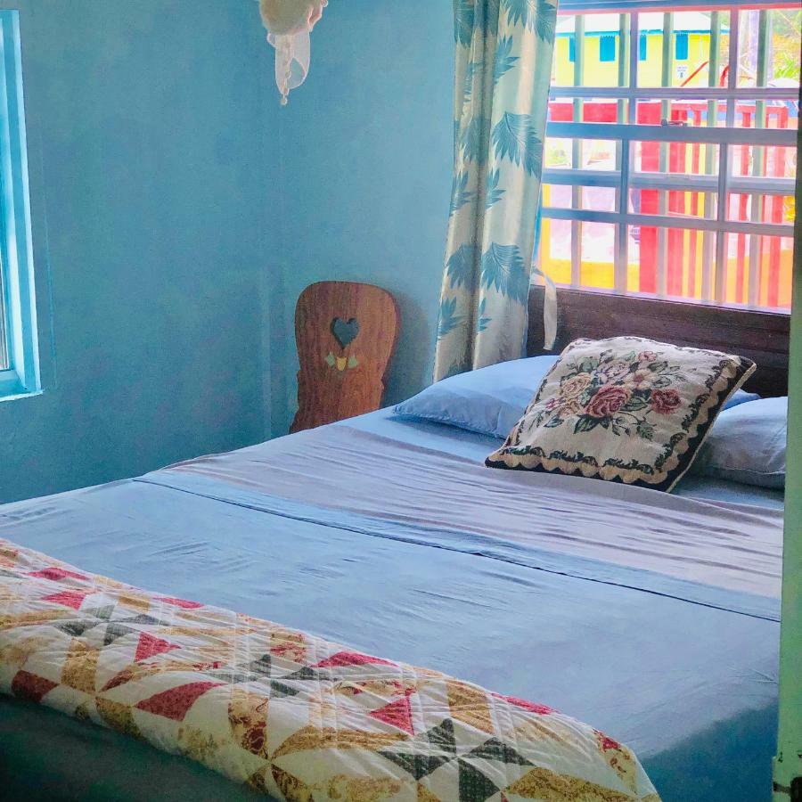 Rainbow Beach Apartments & Rooms Calibishie Buitenkant foto